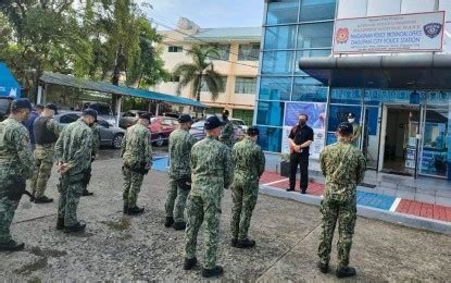 Dagupan police station quarantines 11 infected cops, contacts.